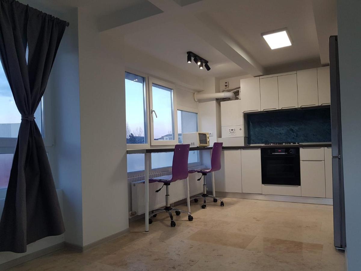 Rengo Residence Търговище Екстериор снимка